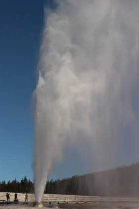 Beehive Geyser in Yellowstone 